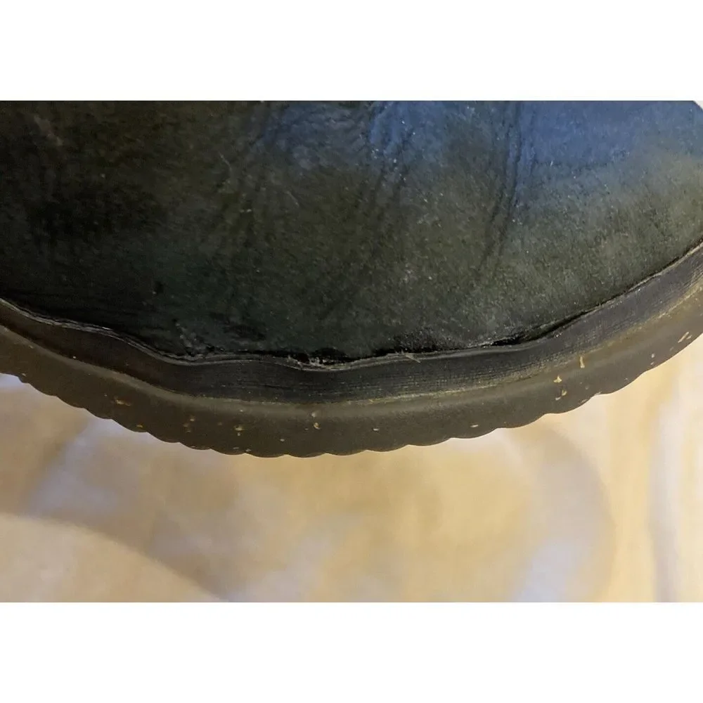 UGG‎ Australia, Black Leather Water & Snow Proof Women's Size US 6